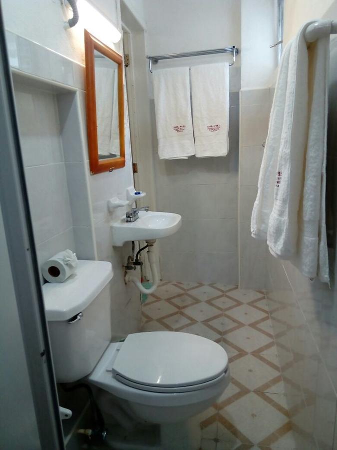 Paris Hotel Мерида Екстериор снимка